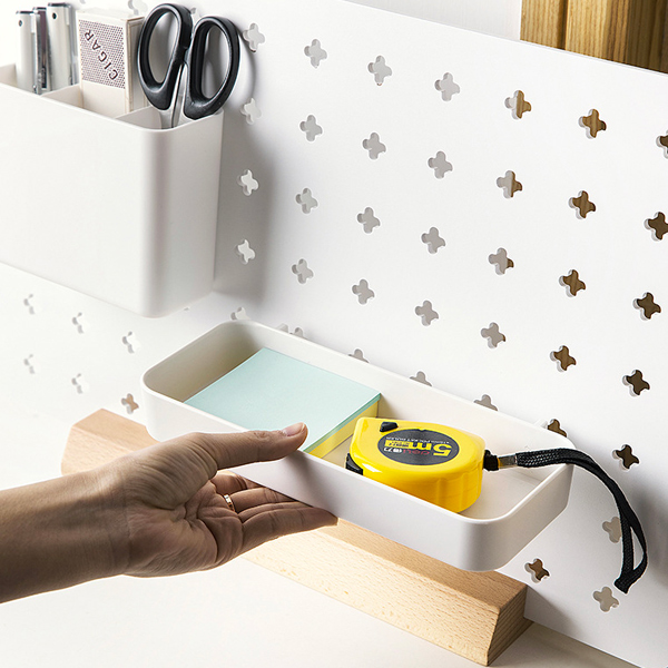 Desktop-Pegboard-Organiser