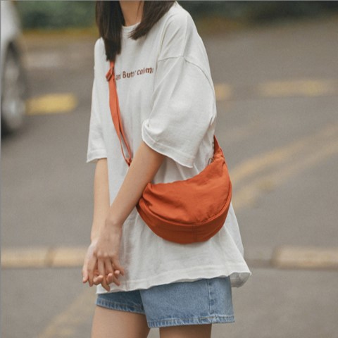 dumpling pouch brown