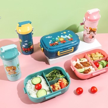 Bento Box Lunch with Bottle Set