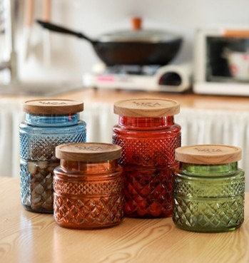 Food Round Container with Airtight Wooden Lid