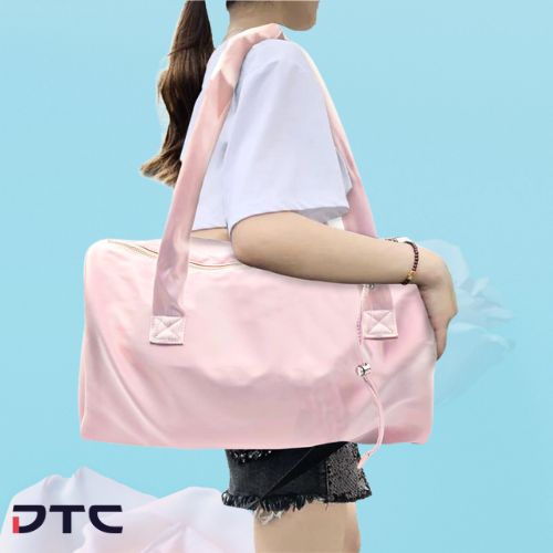 Innisfree overnight bag lifestyle