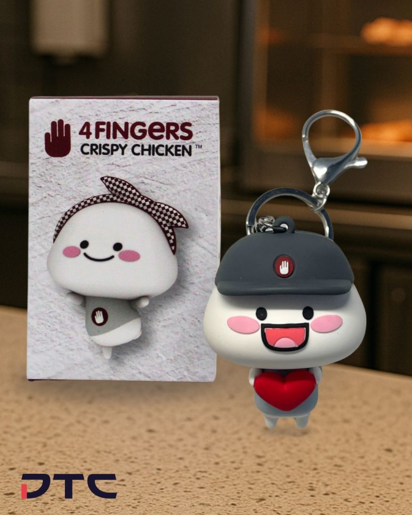 4Fingers Quby keychain and blind box