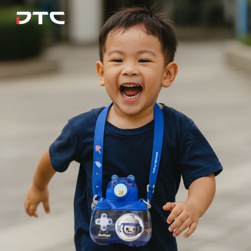 Custom Growplus+ kids tumblers in blue and pink, designed and fulfilled by DTC World Vietnam for Nutifood’s loyalty program