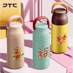 Stainless steel thermal bottle with CNY designs